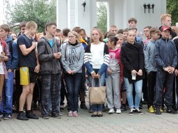 Хабаровская молодежь попробовала себя в рукопашном бою и стрельбе из лука Хабаровская молодежь попробовала себя в рукопашном бою и стрельбе из лука