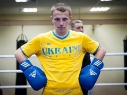 Полицией и неотложкой закончился разговор беженца с Украины и начальника хабаровского ПВР Полицией и неотложкой закончился разговор беженца с Украины и начальника хабаровского ПВР