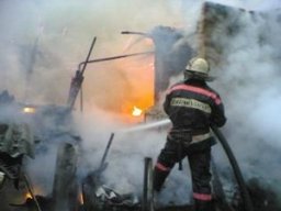 Комсомольские пожарные ликвидировали загорание в деревянном частном доме в поселке Силинском Комсомольские пожарные ликвидировали загорание в деревянном частном доме в поселке Силинском