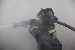Огнеборцы ликвидировали пожар в п. Гурское Комсомольского района Огнеборцы ликвидировали пожар в п. Гурское Комсомольского района