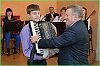 Вячеслав Шпорт вручил детской музыкальной школе Комсомольска-на-Амуре два концертных аккордеона