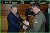Вячеслав Шпорт наградил военных за помощь в борьбе с наводнением