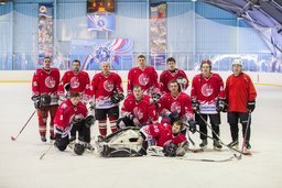 Нерюнгринские энергетики стали победителями в Турнире по хоккею на Кубок поселка Серебряный Бор 2014 года.