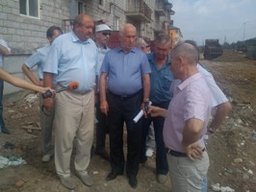Мэр Хабаровска Александр Соколов проверил, как идут работы на строительстве домов в Северном округе