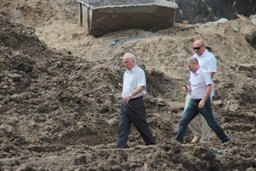Мэр Хабаровска Александр Соколов усилил контроль над строительством жилья для горожан, пострадавших от прошлогоднего наводнения