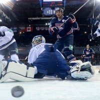 Сравнительная статистика чемпионатов КХЛ и очередное достижение Зарипова