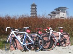 В уезде Фуюань (КНР) прошла первая китайско-российская дружественная велогонка по острову Большой Уссурийский