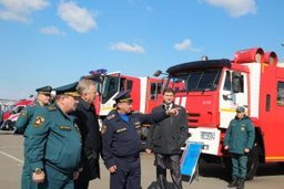В день Гражданской обороны в Хабаровске развернулась выставка пожарной и аварийно-спасательной техники