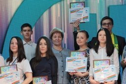 В Хабаровске лучшие волонтеры и активисты молодежного движения получили заслуженные награды