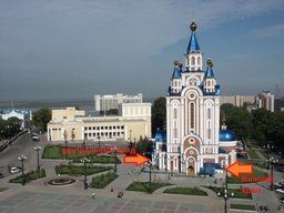 2 храма на Комсомольской площади