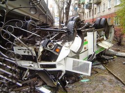 13 мая - 10 лет трагической автокатастрофы, случившейся в центре Хабаровска