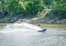 В Хабаровске появился вейкбординг