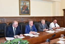 В Хабаровском крае будут выработаны дополнительные меры безопасности на автодорогах