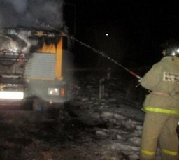 Огнеборцы ликвидировали загорание в кабине грузового автомобиля