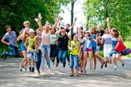 Более 500 школьников края бесплатно отдохнут во всероссийских детских центрах в 2016 году
