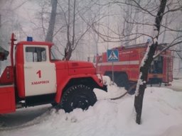 В Хабаровске на улице Даниловского огнеборцы ликвидировали пожар в жилом многоквартирном доме