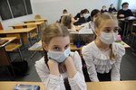 Классы в хабаровских школах начали закрывать на карантины в связи с угрозой эпидемии гриппа Классы в хабаровских школах начали закрывать на карантины в связи с угрозой эпидемии гриппа
