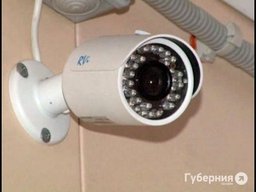 Хабаровчанку случайно заперли на ночь в супермаркете