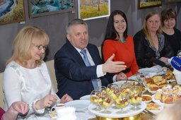 Вячеслав Шпорт встретился с женской общественностью Хабаровского края