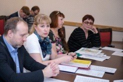 Депутаты разбирались с конфликтом между жильцами многоквартирных домов и строительной компанией