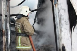Хабаровские огнеборцы ликвидировали пожар на улице Армавирской